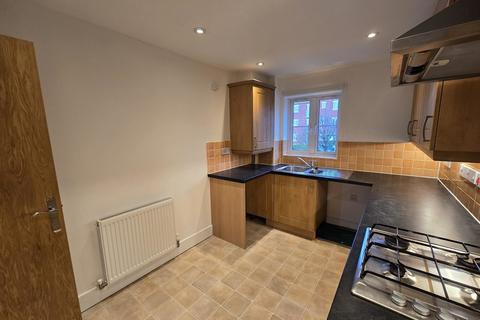 2 bedroom flat to rent, Russell Walk, Kings Heath