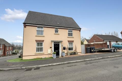 3 bedroom semi-detached house for sale, Turntable Place, Westbury