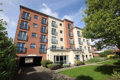 1 bedroom flat for sale, Carnarvon Road, Clacton on Sea