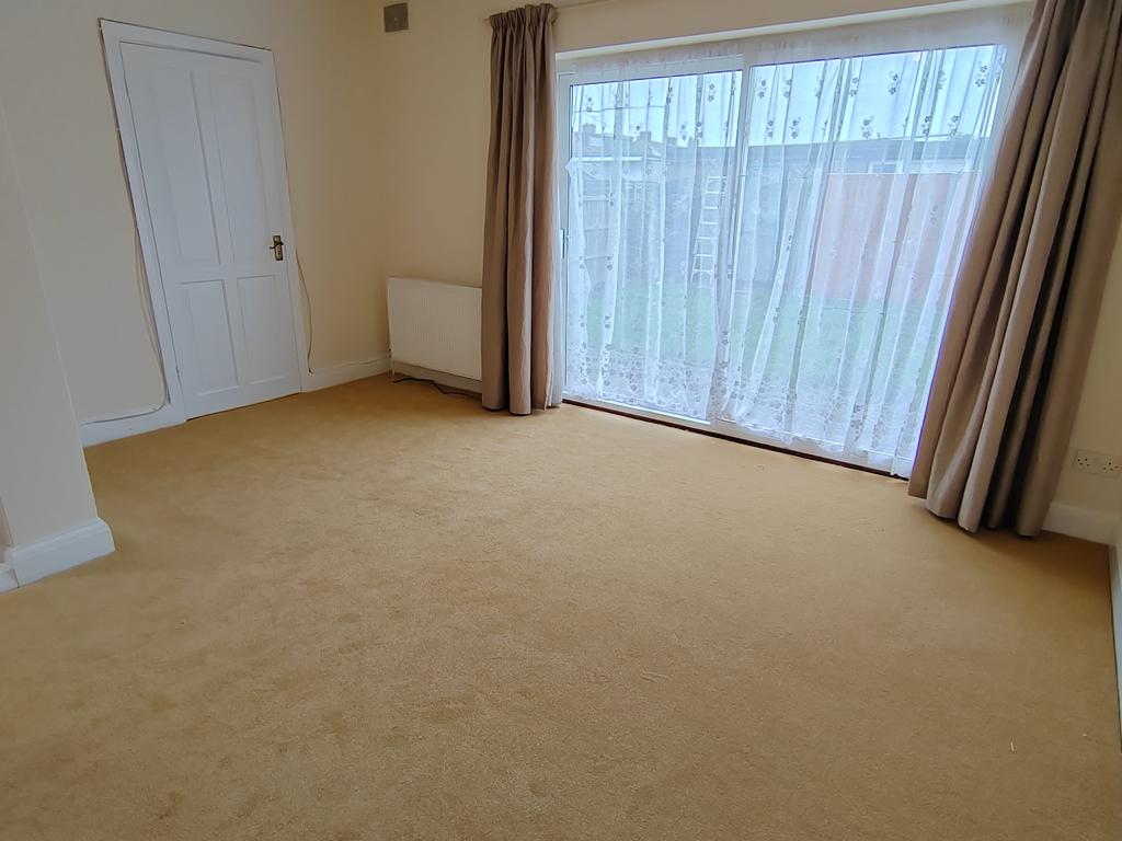 Reception Room (3)