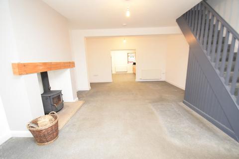 3 bedroom end of terrace house to rent, Thomas Street, Langley Park, Durham