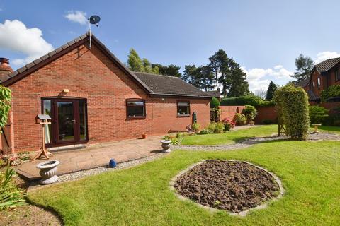 3 bedroom detached bungalow to rent, The Coppice, Market Drayton