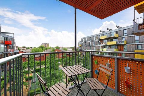 1 bedroom flat to rent, Queensbridge Road, Haggerston, London, E2