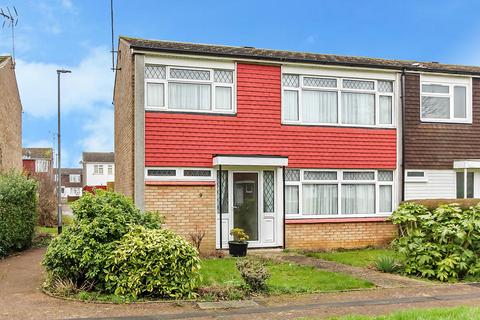 3 bedroom end of terrace house for sale, Barret Close, Wellingborough NN8