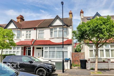 Oaklands Avenue, Thornton Heath