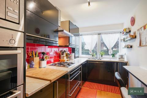 2 bedroom apartment for sale, Beechworth, Willesden Lane, NW6