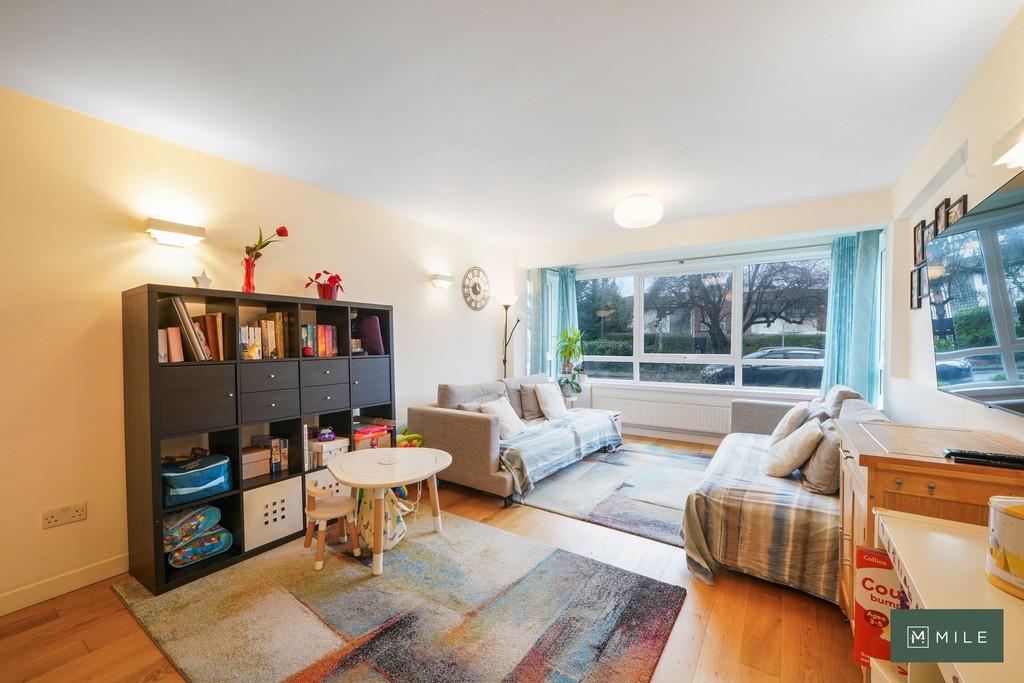 Flat 1, 179 Beechworth - JRldp2 Dxt EO5jeu Pj GLc