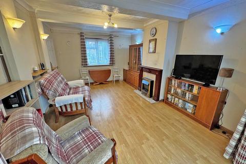 3 bedroom semi-detached house for sale, Elizabeth Road, Shoreham-by-Sea BN43