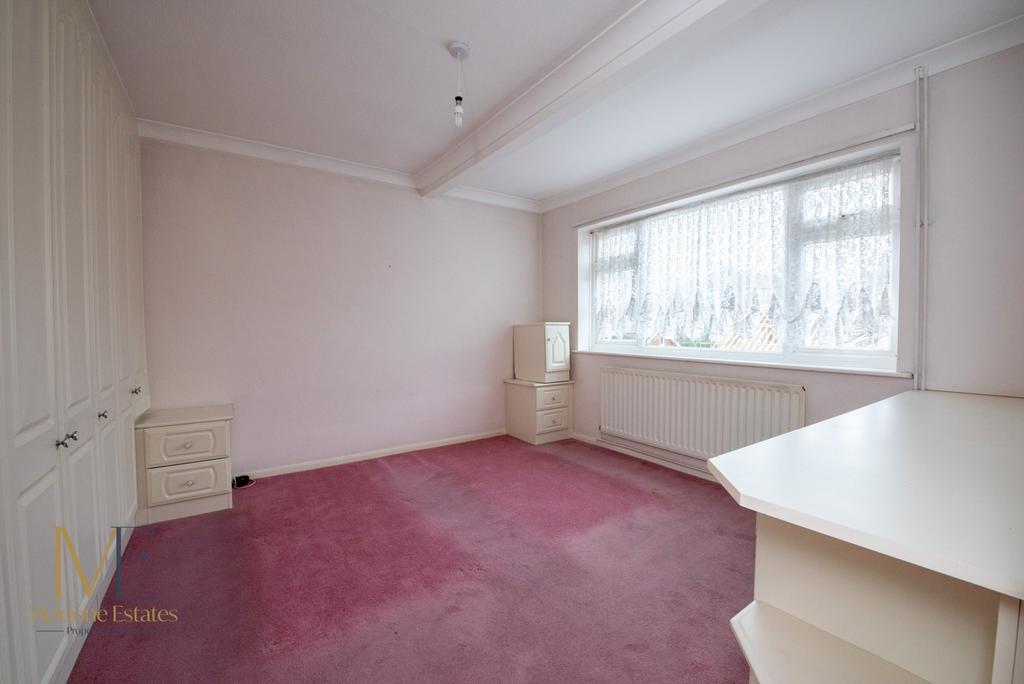Bedroom 1 Master