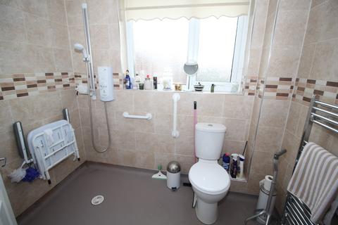 2 bedroom end of terrace house for sale, Moorhouse Close, Normanton