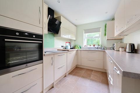 2 bedroom ground floor flat for sale, Hawley Road, Camberley GU17