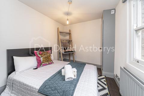 2 bedroom flat to rent, Commercial Street, Shoreditch, London