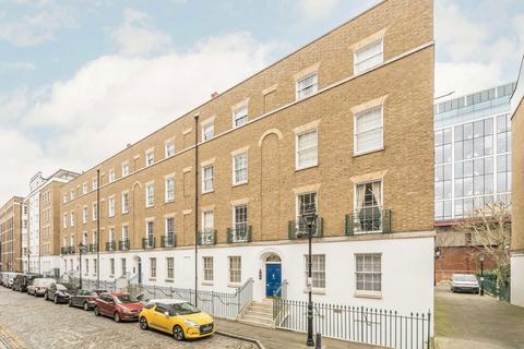 2 bedroom flat to rent, Folgate Street, London E1