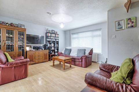 3 bedroom end of terrace house for sale, Medway, Burnham-on-crouch CM0