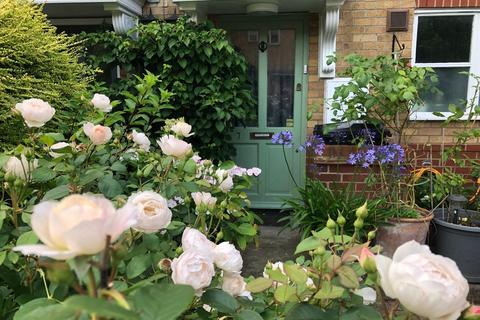 7 Jackson Close, London, E9 7ER