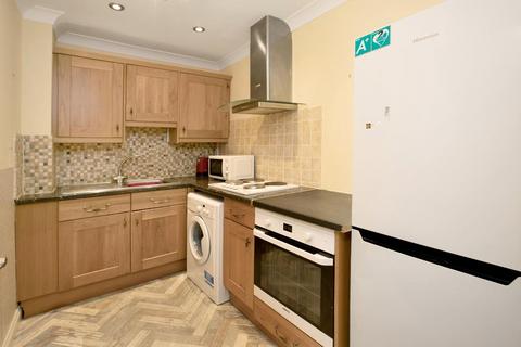 2 bedroom apartment for sale, Bank Street, Charlton Court, TQ14