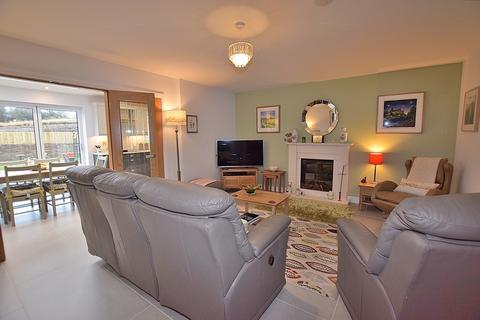 3 bedroom semi-detached house for sale, Tunstall