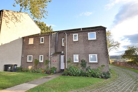 1 bedroom ground floor flat for sale, Alexandra Way, Richmond