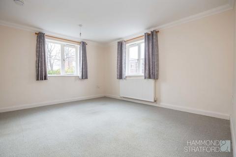 2 bedroom ground floor flat for sale, Norwich Road, Hethersett