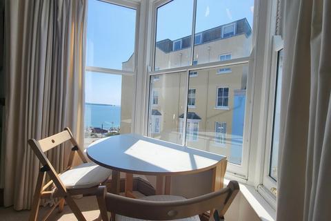 2 bedroom apartment for sale, 36 Victoria Street, Tenby, Pembrokeshire.  SA70