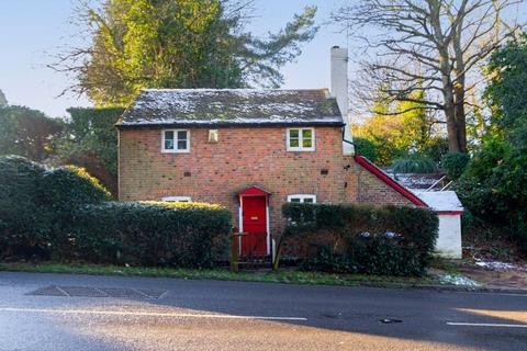 2 bedroom detached house for sale, Lion Lane, Turners Hill, Crawley