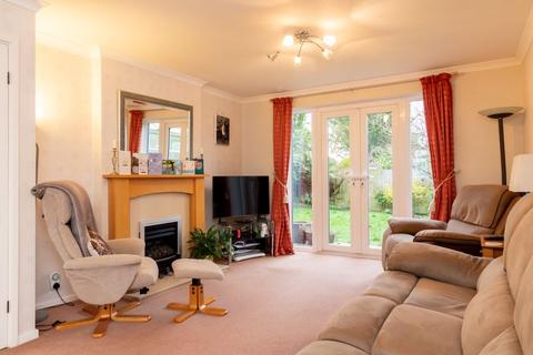 41 Oaklands, South Godstone, Godstone, RH9 8HX