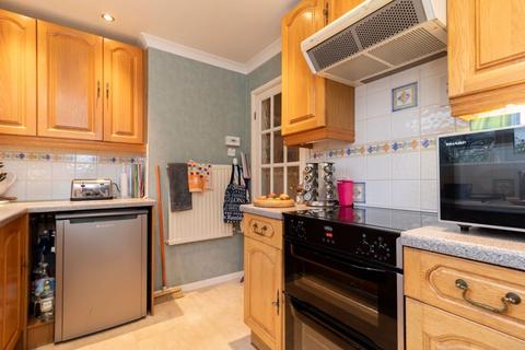 41 Oaklands, South Godstone, Godstone, RH9 8HX
