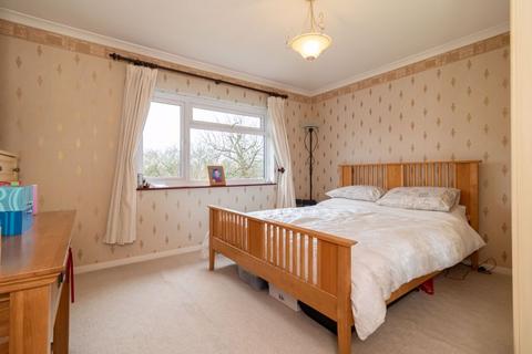 41 Oaklands, South Godstone, Godstone, RH9 8HX
