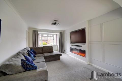 1 Deerhurst Close, Redditch, B98 8SH