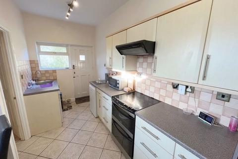 1 bedroom detached bungalow for sale, East Street, Warminster