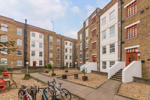1 bedroom flat for sale, Arcadia Court, 45 Old Castle Street, London