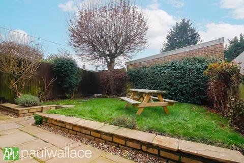 3 bedroom end of terrace house for sale, Bell Lane, Broxbourne