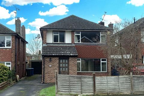 3 bedroom detached house for sale, 30 Roulstone Crescent, East Leake, Loughborough, LE12 6JL