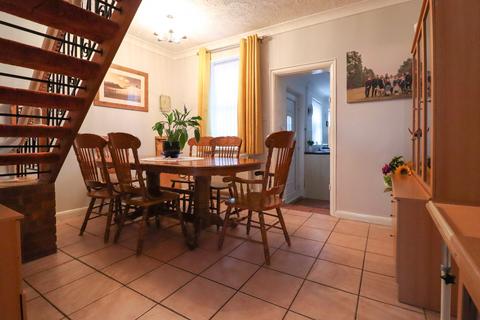 2 bedroom end of terrace house for sale, Wootton Road, Gaywood, King's Lynn, Norfolk, PE30