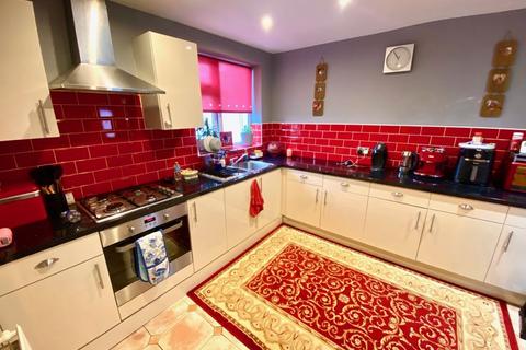 3 bedroom end of terrace house for sale, Astbury Drive, Barnton, CW8 4PX