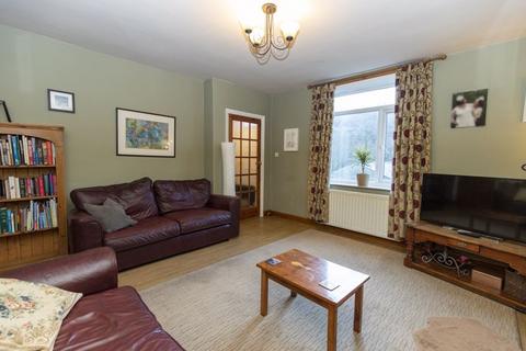 3 bedroom terraced house for sale, 3 Whiteley Terrace, Bar Lane, Ripponden HX6 4EZ