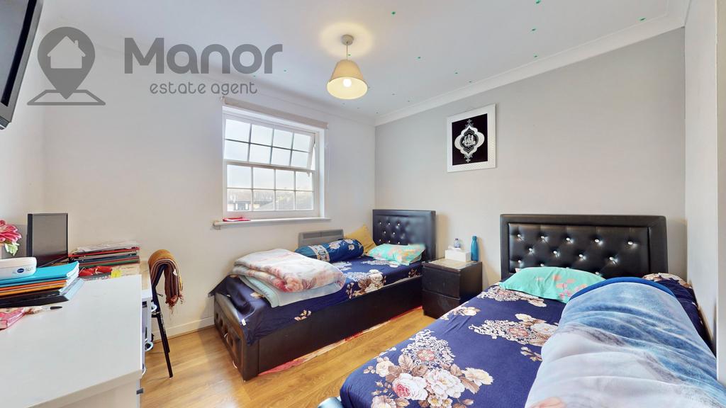 Queensberry-Place-01212025 161046