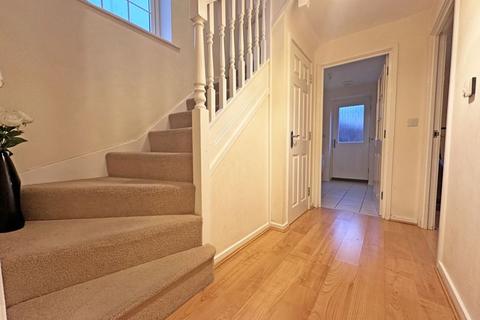 4 bedroom end of terrace house for sale, William Barrows Way, TIPTON, DY4 9ED