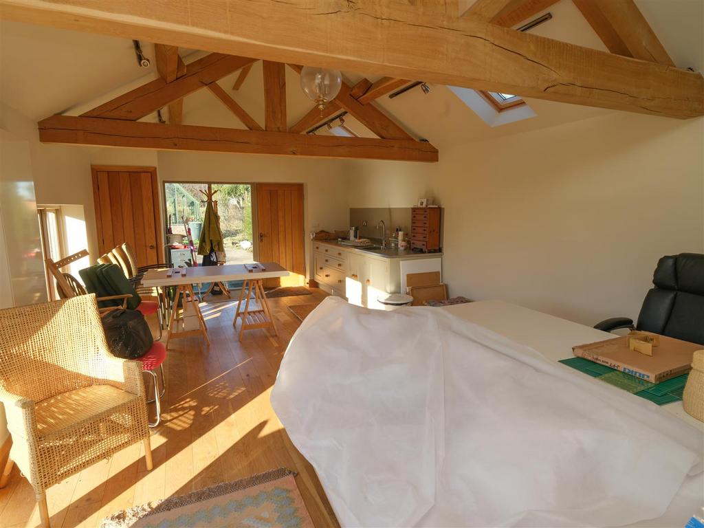 Annex/studio
