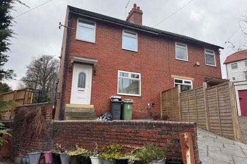 3 bedroom semi-detached house to rent, North Rise, Huddersfield