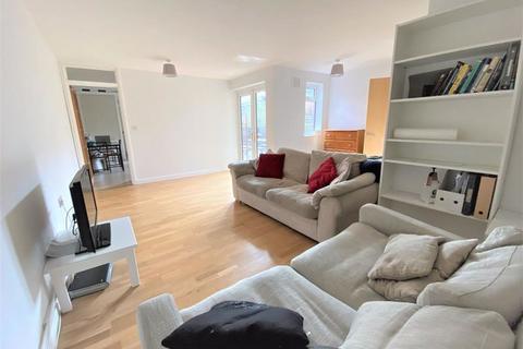 2 bedroom house to rent, West Gardens, London E1W