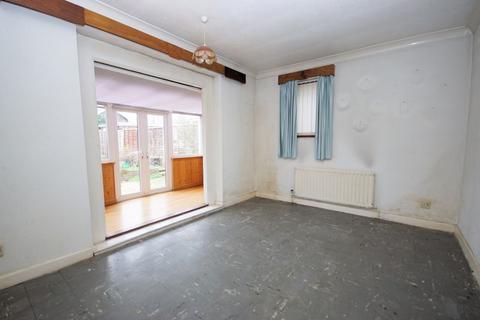 3 bedroom chalet for sale, York Crescent, Lee-On-The-Solent, PO13