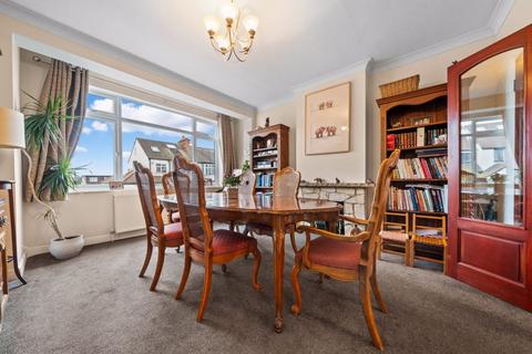15 Leafield Road, Sutton, SM1 2NH