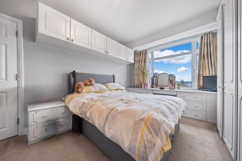 15 Leafield Road, Sutton, SM1 2NH