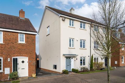 4 bedroom semi-detached house for sale, Martinique Meadows, Newton Leys, Milton Keynes