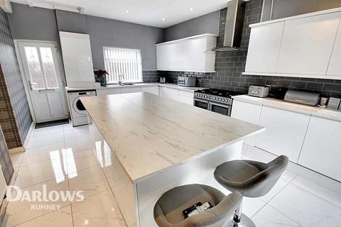 3 bedroom detached house for sale, Newport Road, Cardiff