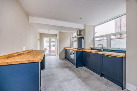 4 bedroom end of terrace house for sale, Havelock Road, Southsea