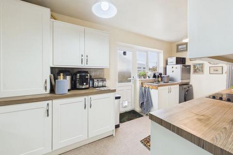 2 bedroom semi-detached bungalow for sale, Threemilestone, Truro - Semi-detached bungalow