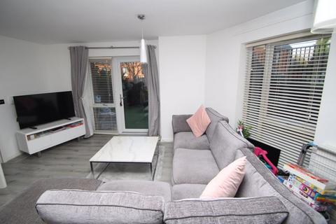 2 bedroom flat for sale, Olympic Way, High Wycombe HP13