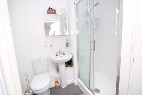 2 bedroom flat for sale, Olympic Way, High Wycombe HP13